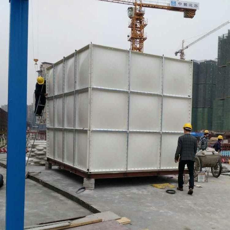 玻璃鋼水箱的廣泛應(yīng)用及特點介紹
